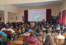 El Servicio de Juventud visita el IES Ordoño II El Servicio de Juventud visita el IES Ordoño II